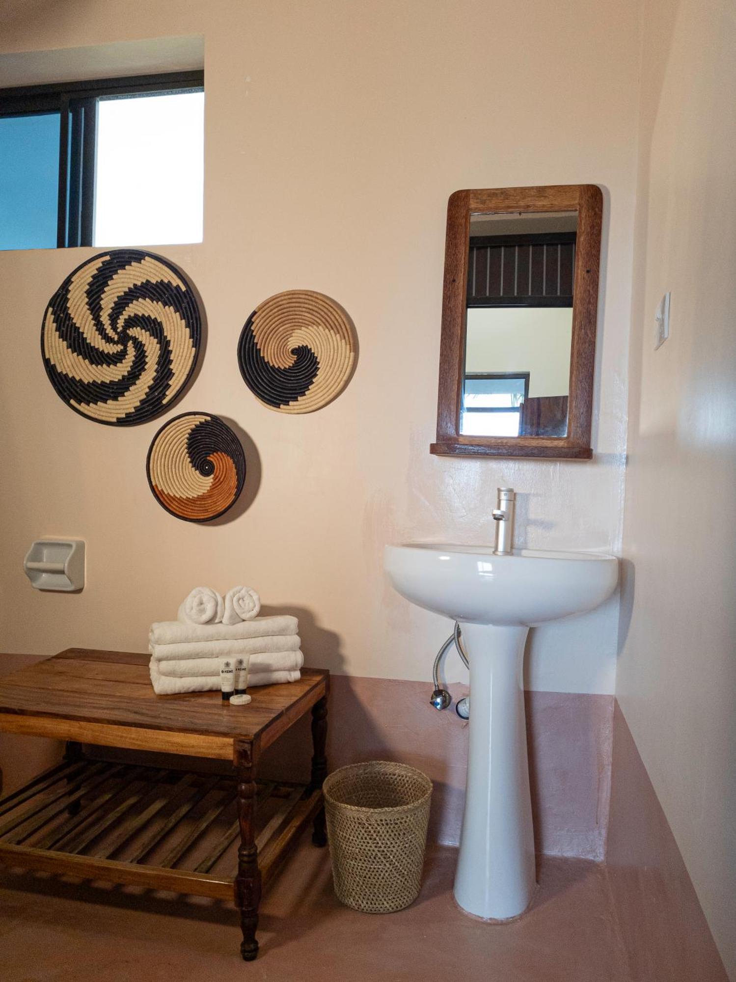 Yasa Boutique Hotel Нунгви Экстерьер фото